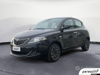 usata Lancia Ypsilon 1.0 FireFly Hybrid Gold