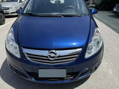 Usata Opel Corsa 80 CV (58 kW) 2007 Bluazzurro Utilitaria