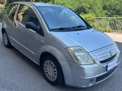 Usata Citroën C2 Elegance 60 CV (44 kW) 2005 Argento Utilitaria