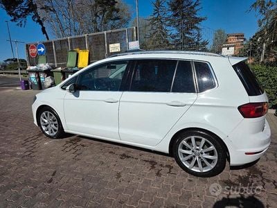Usata VW Golf Sportsvan 125 CV (91 kW) 2016 Bianco Monovolume