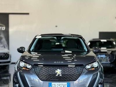 Occasion Peugeot 2008 Active 102 ch (75 kW) 2021 Gris SUV