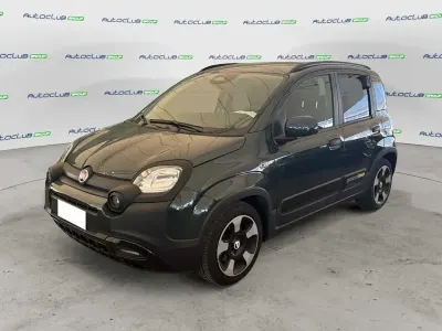 Usata Fiat Panda S 69 CV (50 kW) 2025 Verde Utilitaria