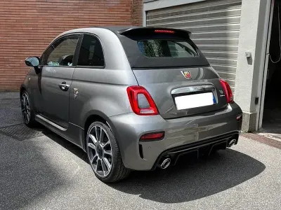Usata Abarth 500C 165 CV (121 kW) 2021 Grigio Cabrio