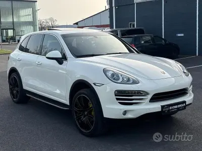 Usata Porsche Cayenne 240 CV (176 kW) 2011 Bianco SUV