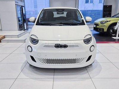 Nuova Fiat 500e Tech 86 kW (118 CV) 2026 Bianco Utilitaria