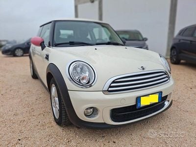 Usata Mini One D 90 CV (66 kW) 2013 Beige Utilitaria