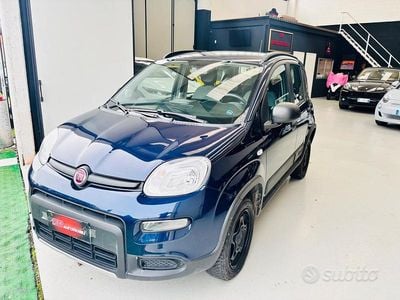 Usata Fiat Panda Cross Cross 86 CV (63 kW) 2021 Blu Utilitaria