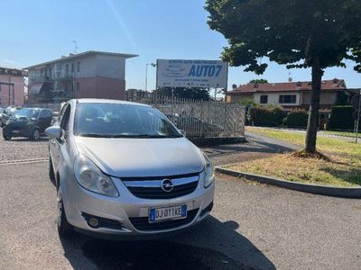 Usata Opel Corsa Club 80 CV (58 kW) 2007 Grigio Berlina