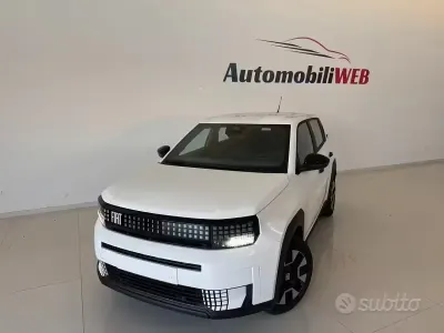 Nuova Fiat Grande Panda Icon 100 CV (73 kW) 2026 Bianco Utilitaria