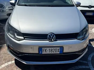 Usata VW Polo Business 75 CV (55 kW) 2017 Grigio Berlina