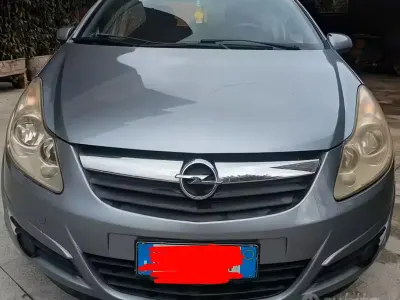 Usata Opel Corsa 45 CV (33 kW) 2007 Utilitaria