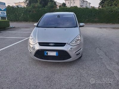 Usata Ford S-MAX S 140 CV (102 kW) 2011 Grigio Monovolume