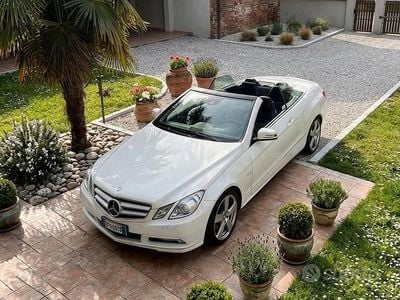 Usata Mercedes E350 Avantgarde 231 CV (169 kW) 2011 Bianco Cabrio