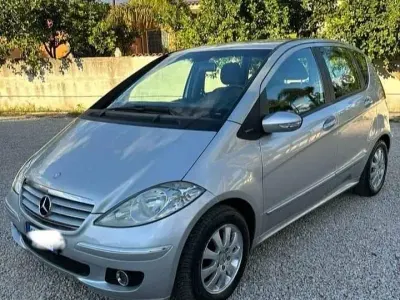 Usata Mercedes A180 Avantgarde 109 CV (80 kW) 2004 Giallo Berlina