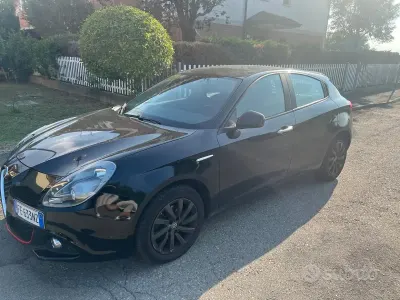 Usata Alfa Romeo Giulietta 120 CV (88 kW) 2016 Utilitaria