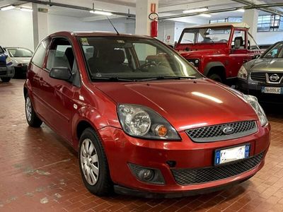 usata Ford Fiesta 1.4 TDCi 3p. Ghia ok neo patentati !!!!