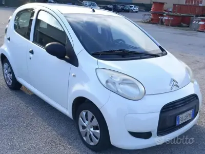 Usata Citroën C1 68 CV (50 kW) 2010 Bianco Utilitaria