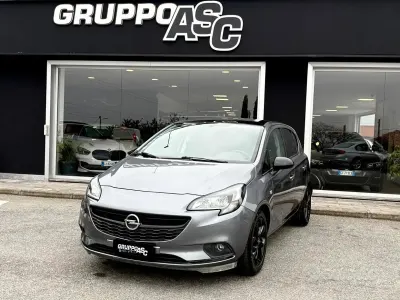 Usata Opel Corsa Edition 69 CV (50 kW) 2018 Grigio Utilitaria