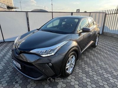Usata Toyota C-HR Active 122 CV (89 kW) 2023 Gray SUV