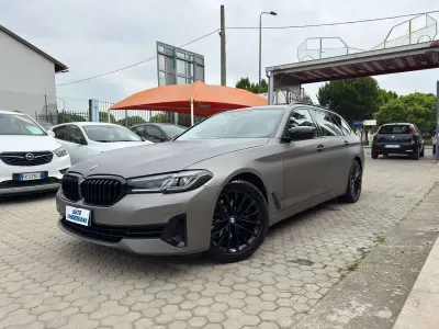 Usata BMW 520 190 CV (139 kW) 2020 Bronzo Station wagon