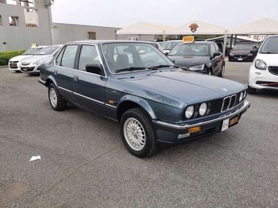 Usata BMW 318 105 CV (77 kW) 1986 Blu/azzurro Berlina