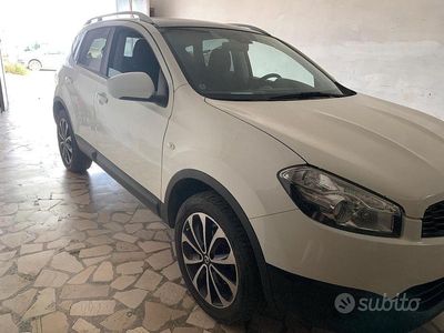 Bianco Usata 2012 Nissan Qashqai SUV | 6800 € (Buon prezzo)