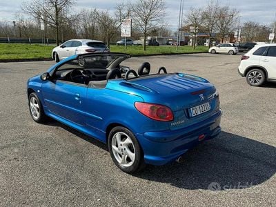 Usata Peugeot 206 2003 Blu Cabrio