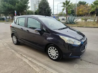 Usata Ford B-MAX 95 CV (69 kW) 2014 Grigio Monovolume