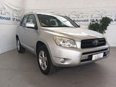 usata Toyota RAV4 3ª serie 2.0 aut. Luxury