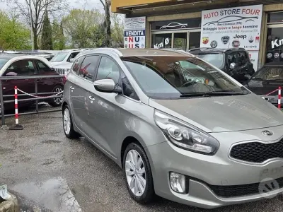 Usata Kia Carens Family 116 CV (85 kW) 2014 Grigio Monovolume