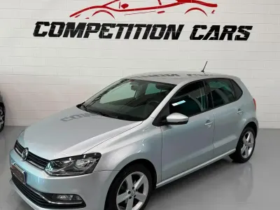 Usata VW Polo Comfortline 90 CV (66 kW) 2015 Argento Berlina