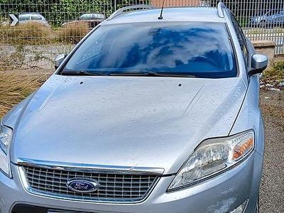 Begagnad Ford Mondeo 2010 Grå Kombi