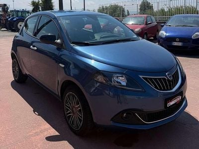 Usata Lancia Ypsilon S 69 CV (50 kW) 2022 Grigio Utilitaria