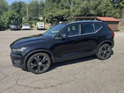 Usata Volvo XC40 Inscription 150 CV (110 kW) 2019 Nero SUV