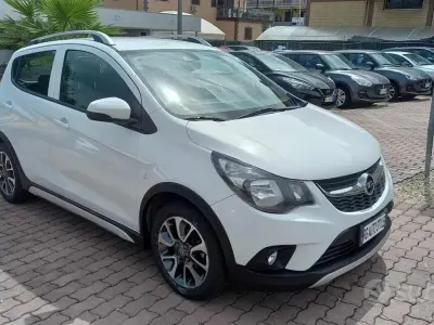Occasion Opel Karl Rocks 75 PK (55 kW) 2017 Wit Hatchback