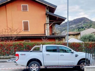 Usata Ford Ranger Limited 160 CV (117 kW) 2017 Pick-up