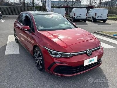 Usata VW Golf VIII R-line 131 CV (96 kW) 2022 Rosso Berlina