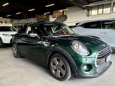 Usata Mini Cooper D 116 CV (85 kW) 2015 Verde Utilitaria