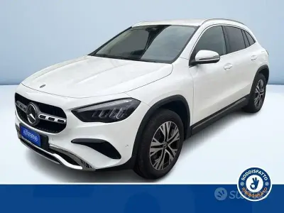 Käytetty Mercedes GLA200 Advanced 150 HP (110 kW) 2025 Valkoinen Katumaasturi
