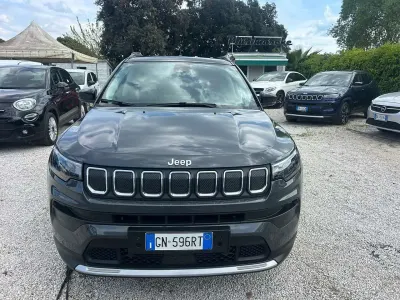 Usata Jeep Compass Limited 131 CV (96 kW) 2023 Grigio SUV