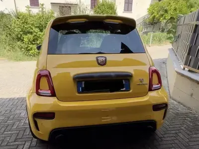 Usata Abarth 595 Competizione 180 CV (132 kW) 2018 Giallo Utilitaria