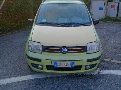 Usata Fiat Panda 60 CV (44 kW) 2003 Giallo Utilitaria