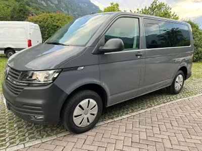 Usata VW T6.1 150 CV (110 kW) 2023 Grigio Furgone