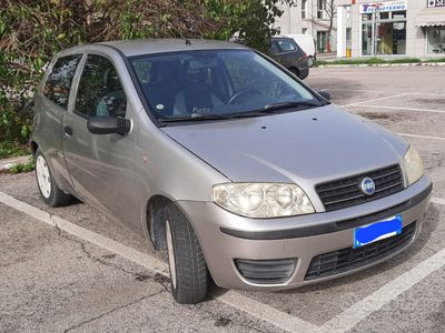 usata Fiat Punto 2004, neopatentati, passaggio compreso