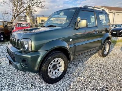 Usata Suzuki Jimny 84 CV (61 kW) 2017 Verde SUV