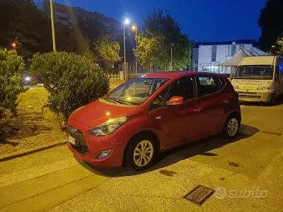 Usata Hyundai ix20 90 CV (66 kW) 2017 Rosso Utilitaria