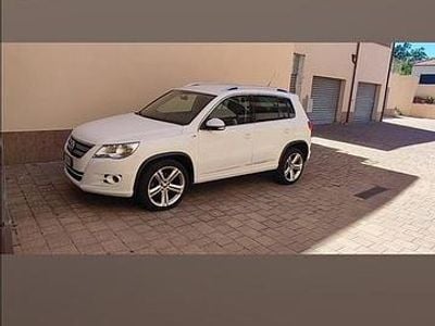 Usata VW Tiguan R-line 170 CV (125 kW) 2010 Bianco SUV