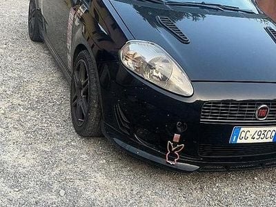 Usata Fiat Grande Punto 77 CV (56 kW) 2007 Nero Utilitaria