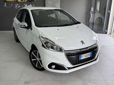 Usata Peugeot 208 Allure 75 CV (55 kW) 2016 Other Utilitaria