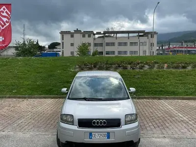 Usata Audi A2 Comfort 75 CV (55 kW) 2003 Grigio Utilitaria